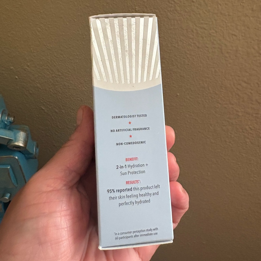 First Aid Beauty Ultra Repair Face Moisturizer with Sunscreen Brand New Unused. - Picture 2 of 7